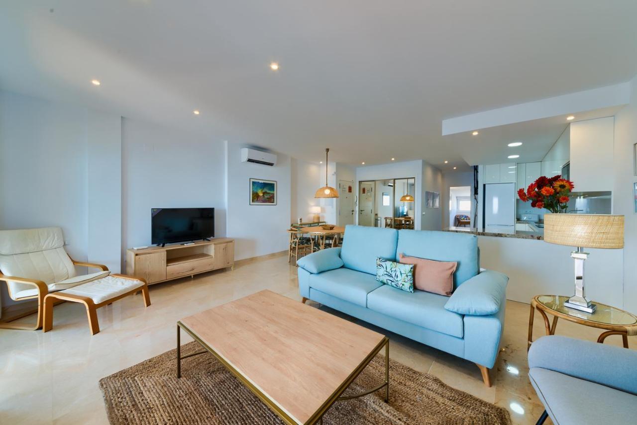 Holidays2Fuengirola Duplex With Stunning Sea View, Terraces,1St Line Beside Port Exteriér fotografie