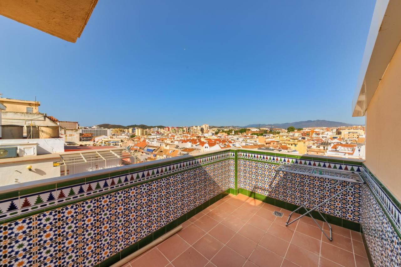 Holidays2Fuengirola Duplex With Stunning Sea View, Terraces,1St Line Beside Port Exteriér fotografie